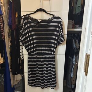 Splendid Black and White Striped Short Sleeve Dress